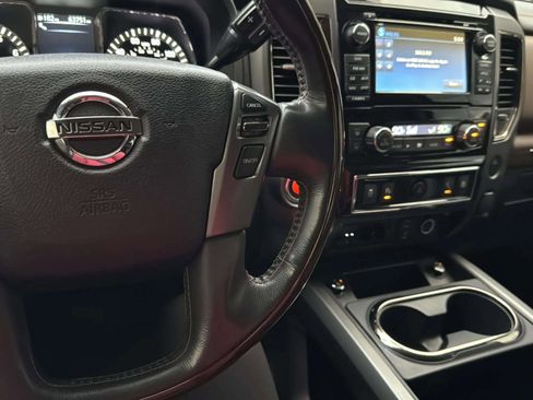 Used 2017 Nissan Titan Platinum Reserve image 24