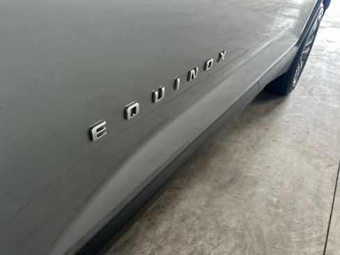 Used 2025 Chevrolet Equinox LT FWD image 12