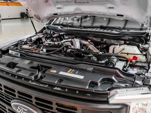 Used 2025 Ford F550 4x4 Crew Cab Super Duty image 48