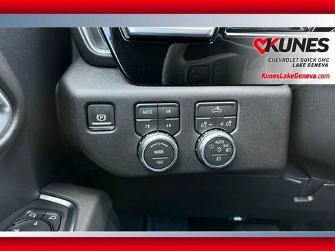 New 2026 GMC Sierra 3500 SLE w/ SLE Value Package image 42