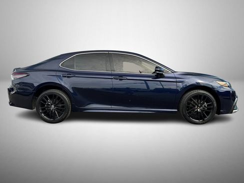 Used 2021 Toyota Camry XSE image 5