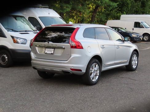 Used 2015 Volvo XC60 T5 Premier FWD image 5