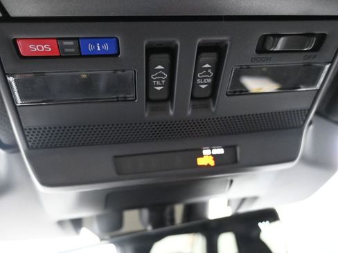 New 2026 Subaru Outback Touring XT image 38