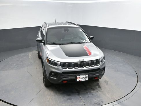 Used 2023 Jeep Compass Trailhawk image 23