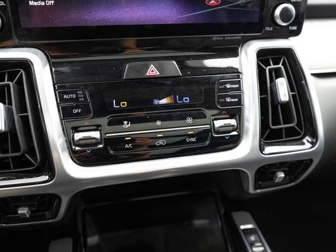 Used 2022 Kia Sorento SX FWD image 20