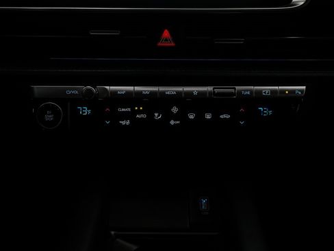 Used 2024 Hyundai Ioniq 6 Limited image 20