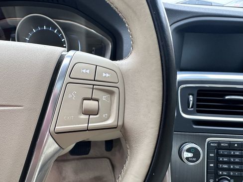 Used 2016 Volvo S60 T5 Premier image 21