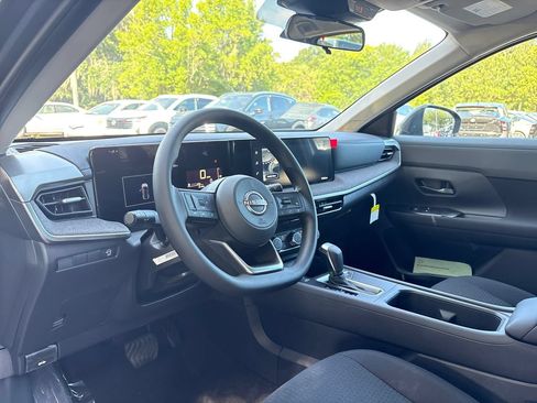 New 2026 Nissan Kicks S FWD image 5