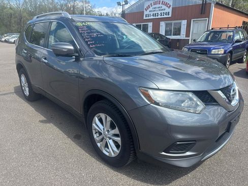 Used 2016 Nissan Rogue SV w/ SV Premium Package AWD/4WD image 3
