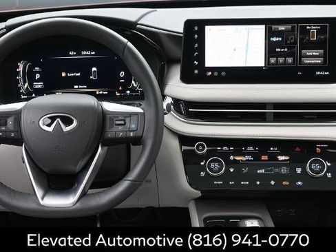 Certified 2026 INFINITI QX60 Luxe w/ Cargo Package AWD/4WD image 14