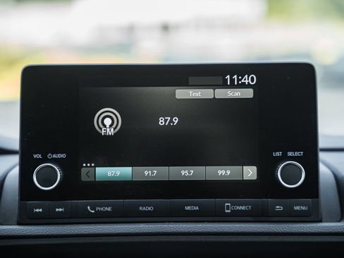 Used 2024 Honda CR-V Sport image 21