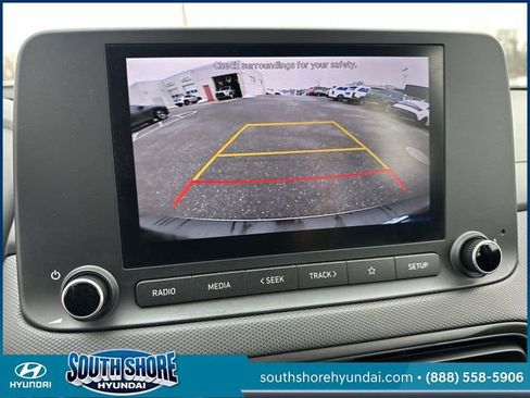 Certified 2022 Hyundai Kona SE image 29