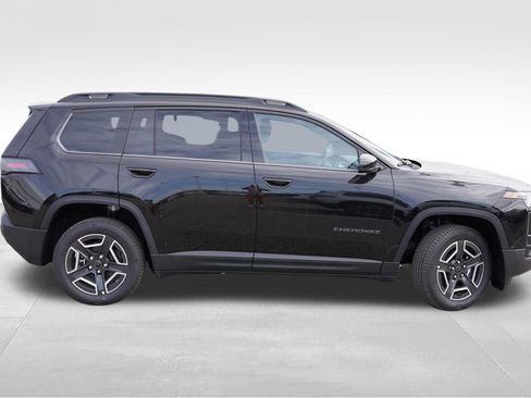 New 2026 Jeep Cherokee Limited AWD/4WD image 2