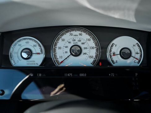 Used 2020 Rolls-Royce Wraith RWD image 58