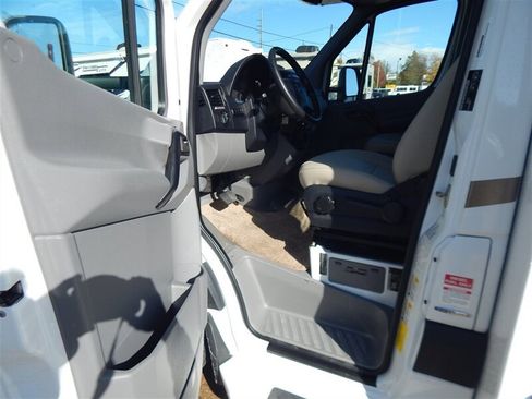 Used 2015 Mercedes-Benz Sprinter 3500 image 20