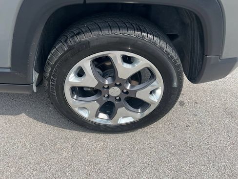 Used 2020 Jeep Compass Limited AWD/4WD image 13