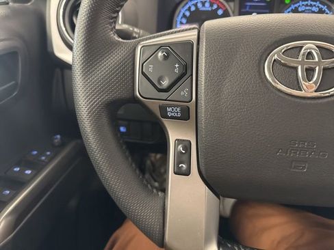 Used 2023 Toyota Tacoma SR5 w/ Technology Package image 31