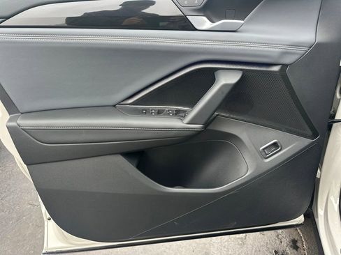 New 2026 Volkswagen Tiguan SEL R-Line image 10