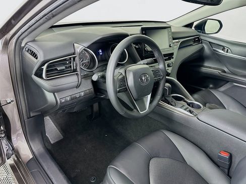 Certified 2023 Toyota Camry XLE FWD image 9