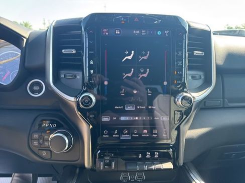 New 2026 RAM 1500 4x4 Crew Cab image 18