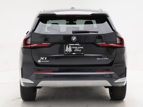 Used 2025 BMW X1 xDrive28i AWD/4WD image 7