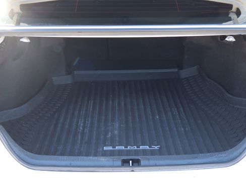 Used 2025 Toyota Camry SE w/ Multimedia Upgrade Package image 27