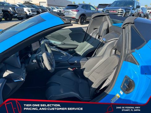 Used 2025 Chevrolet Corvette Stingray Convertible w/ 1LT RWD image 15