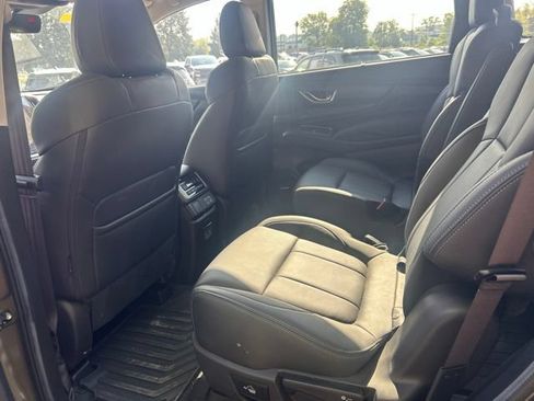 Used 2026 Subaru Ascent Limited AWD/4WD image 15