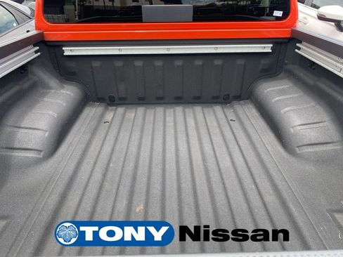 Used 2025 Nissan Frontier Pro-X w/ Pro Convenience Package RWD image 11