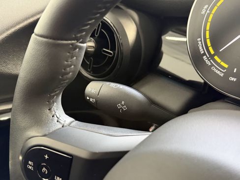 Certified 2024 MINI Cooper SE FWD image 17
