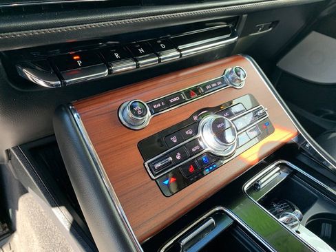 Certified 2023 Lincoln Aviator Reserve w/ Equipment Group 201A AWD/4WD image 25