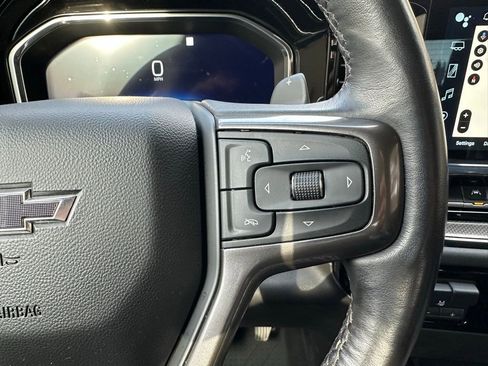 Used 2022 Chevrolet Silverado 1500 ZR2 w/ Technology Package AWD/4WD image 19