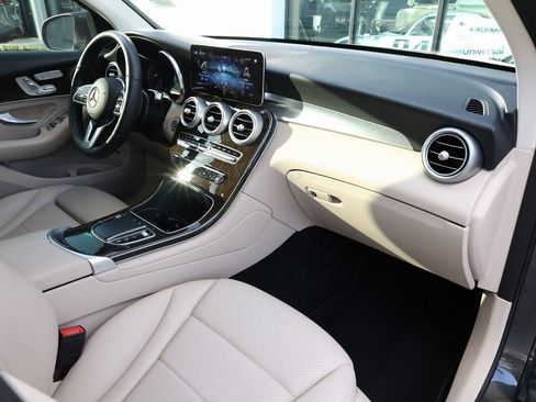 Used 2022 Mercedes-Benz GLC 300 image 22
