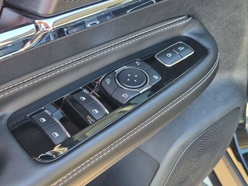 Used 2023 Lincoln Corsair FWD image 15