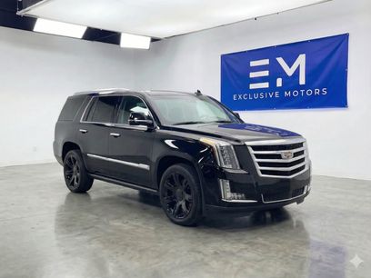 Used 2017 Cadillac Escalade ESV Platinum