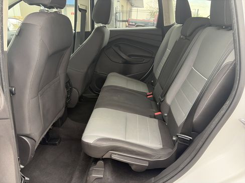 Used 2015 Ford Escape SE w/ Equipment Group 201A AWD/4WD image 25
