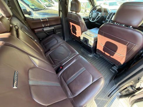 Used 2016 Ford F150 Platinum w/ Equipment Group 701A Luxury AWD/4WD image 12