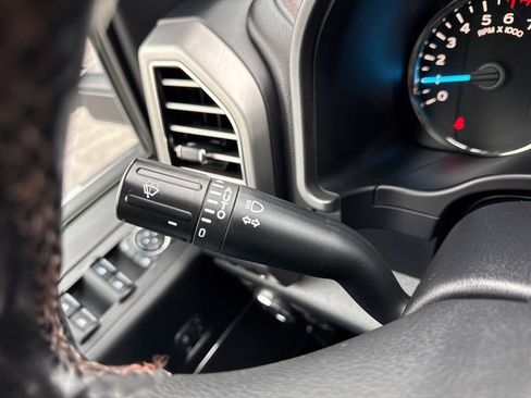 Used 2020 Ford F150 Platinum w/ Equipment Group 701A Luxury image 26