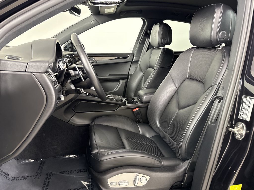 Certified 2024 Porsche Macan S AWD/4WD image 5
