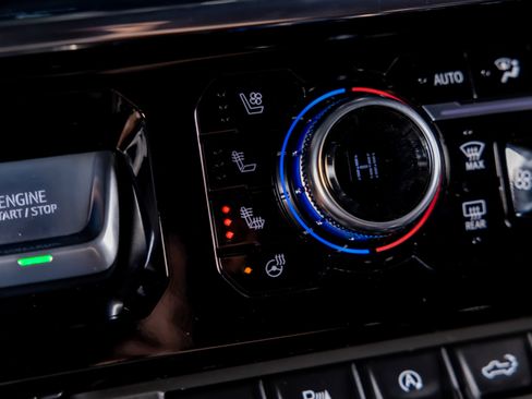 Used 2026 GMC Sierra 1500 Denali Ultimate image 15