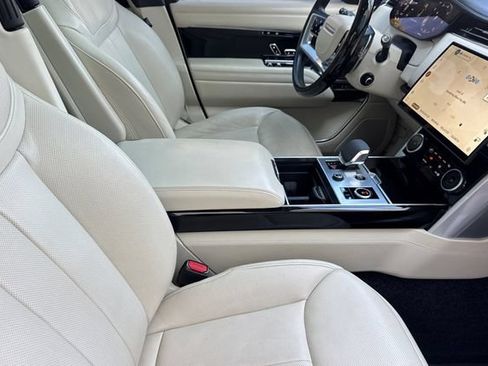 Used 2023 Land Rover Range Rover Autobiography AWD/4WD image 16