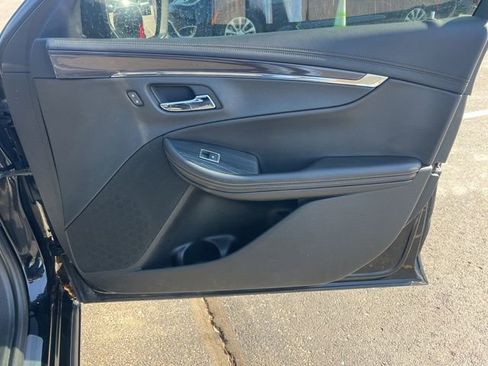 Used 2017 Chevrolet Impala Premier image 31