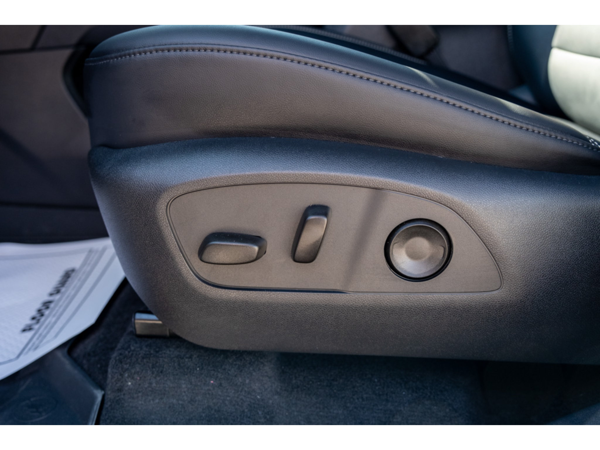 New 2027 GMC Acadia Elevation w/ Elevation Premium Package FWD image 15