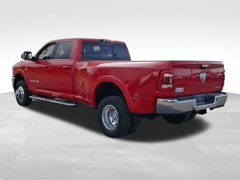 Used 2022 RAM 3500 Limited AWD/4WD image 4