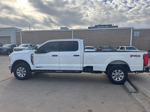 Certified 2023 Ford F250 XLT w/ FX4 Off-Road Package image 8