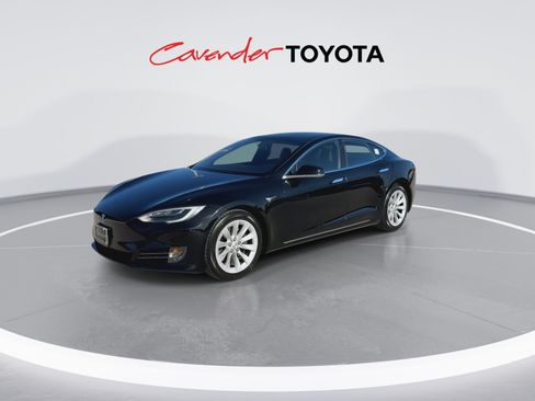 Used 2018 Tesla Model S 75D AWD/4WD image 4
