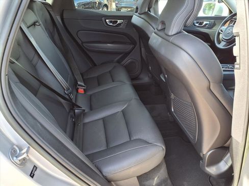 Certified 2023 Volvo XC60 B5 Plus w/ Protection Package Premier image 15