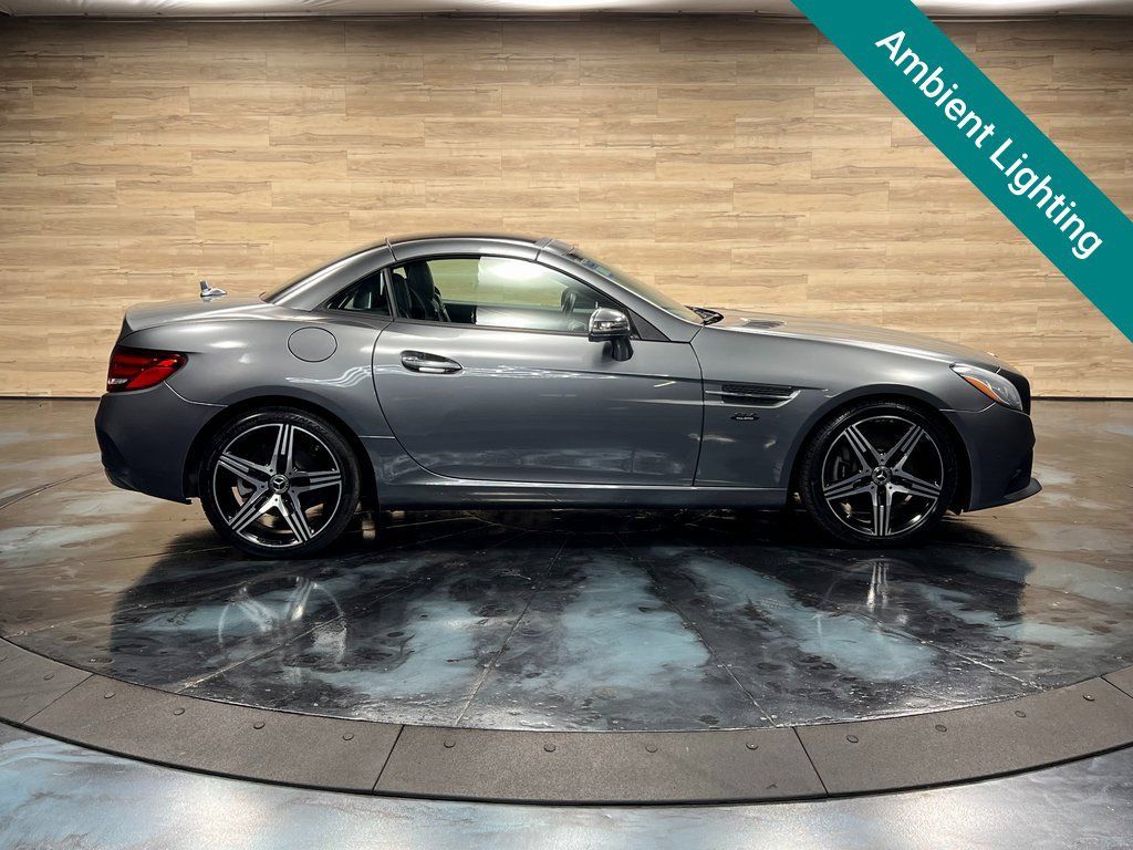 Used 2020 Mercedes-Benz SLC 300 image 10