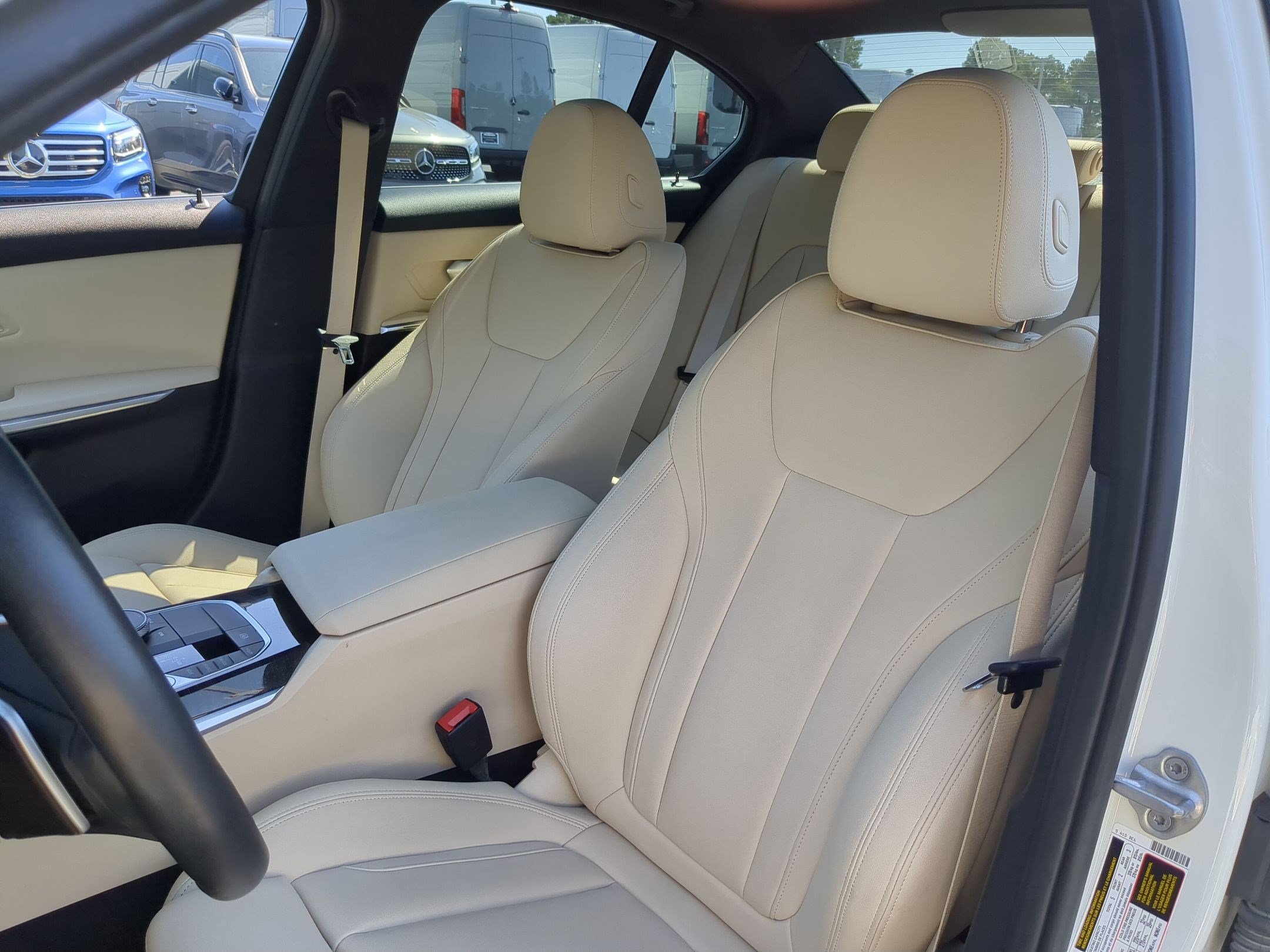 Used 2021 BMW 330i Sedan w/ Premium Package RWD image 16