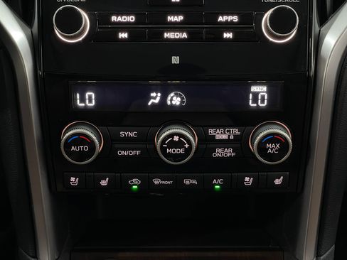 Used 2020 Subaru Ascent Touring w/ Popular Package #3 image 26